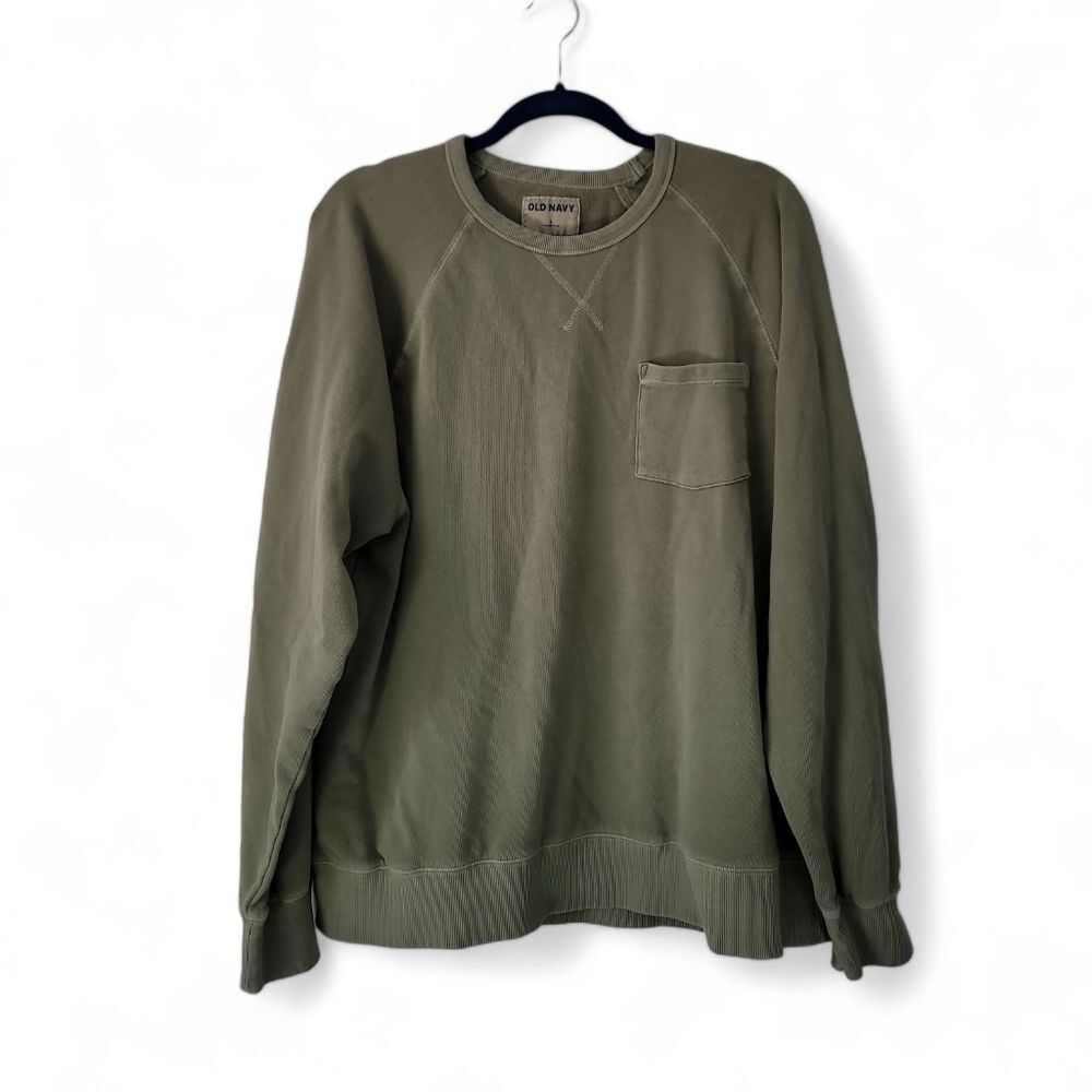 Large Old Navy Crewneck
